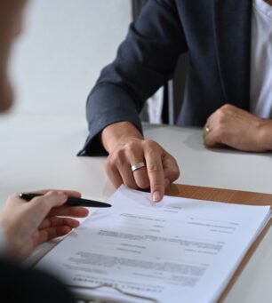 Cropped,Shot,Of,Male,Lawyer,Providing,Law,Consultation,And,Legal